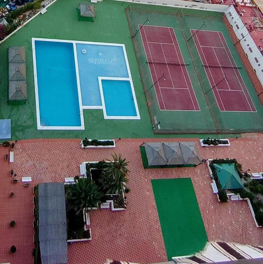 Benidorm Gemelos II One, Impresionante Vista Exterior foto